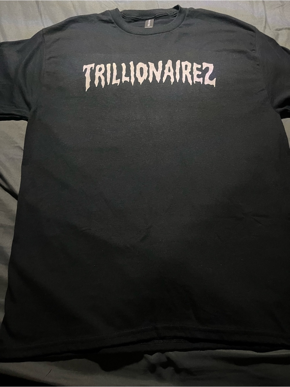 Streetwear Black Short-Sleeve Tee with Trillionairez Chest Graphic